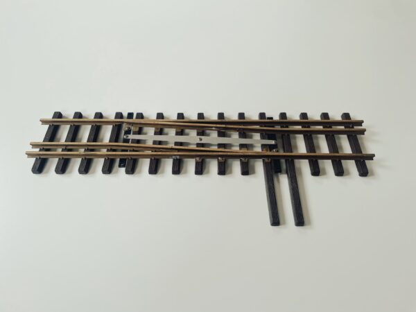 Garden railroad dual gauge traverser